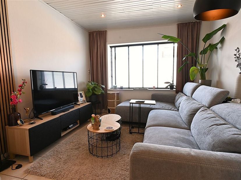 Maison familiale avec jardin et 3 chambres à Vichte, prête à être emménagée&lt;br /&gt;
Dans le centre de Vichte, nous trouvons cette charmante maison famil