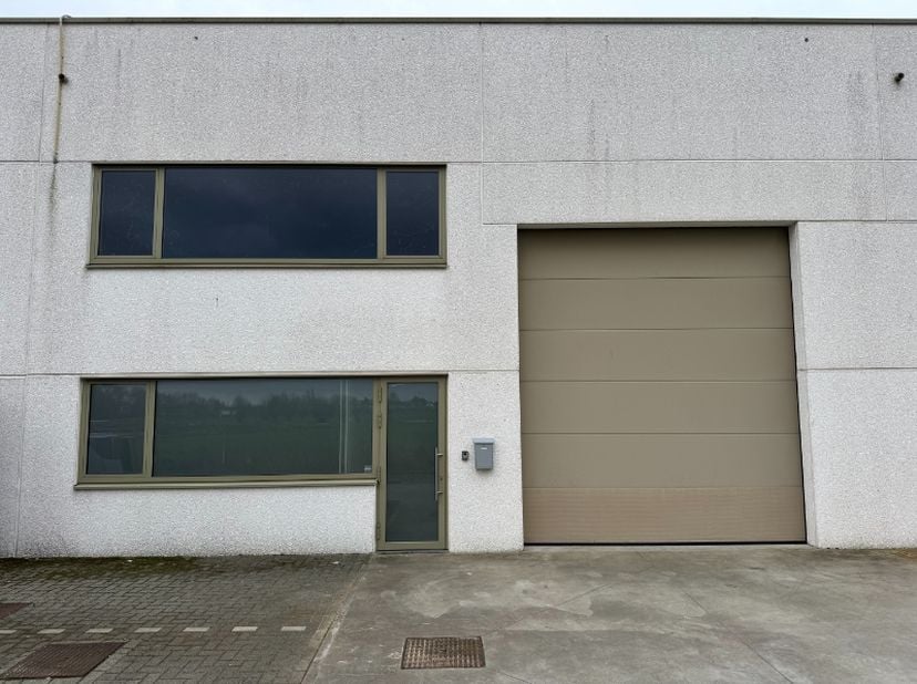 Bien professionnel à vendre
                    à 9100 Sint-Niklaas