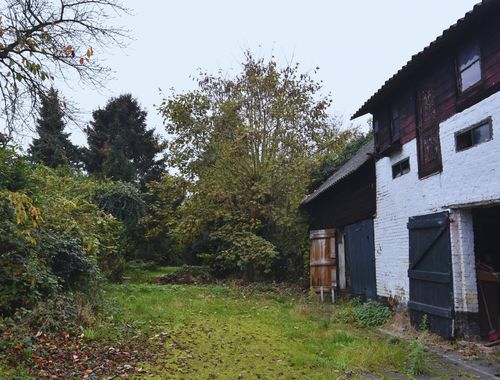                                         Bouwgrond te koop in Nieuwkerken-Waas, € 300.000
