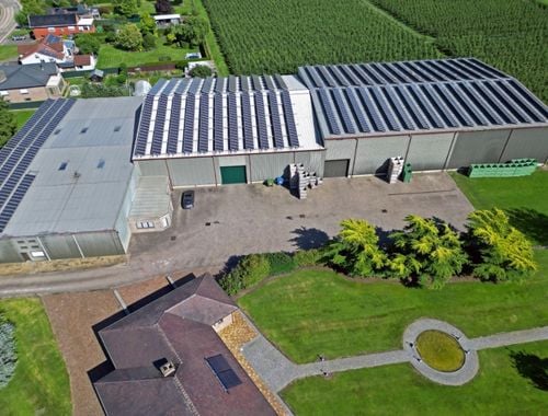                                         Bâtiment d’entreprise à louer à Geetbets, € 9.000
