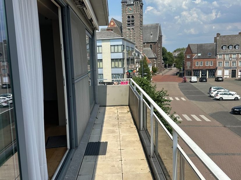 Appartement à louer
                    à 3930 Hamont