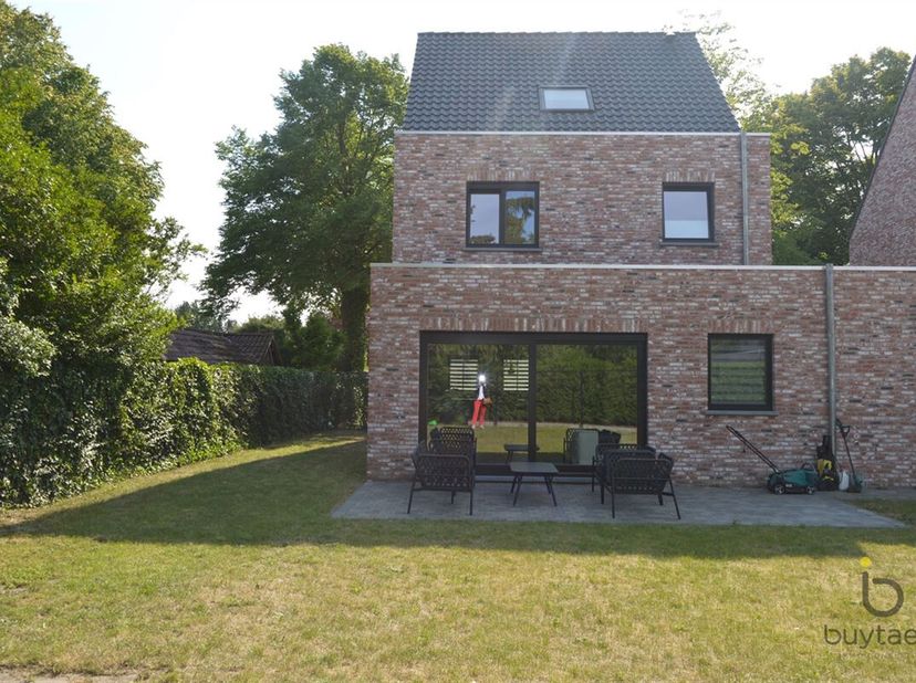 Maison à louer
                    à 2970 Schilde