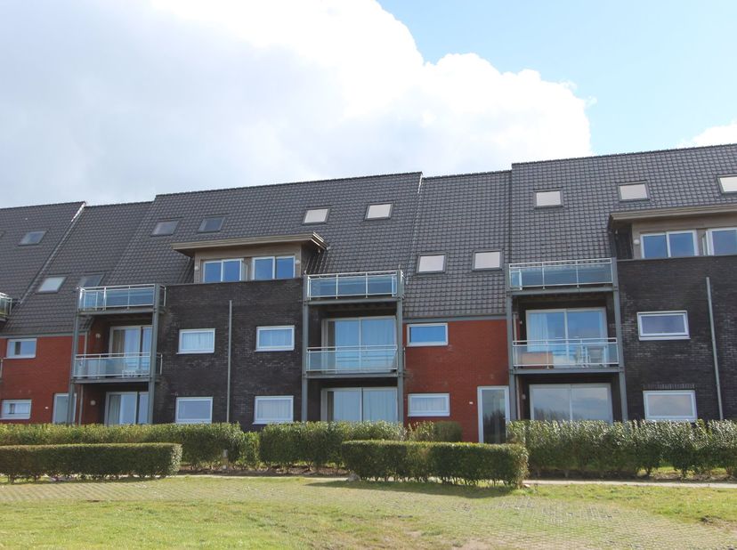 Zéér leuk appartementje met 1 slaapkamer te huur op jaarbasis. Gelegen langs de Nieuwpoortse waterwegen, in alle rust kan u genieten van uw verblijf t
