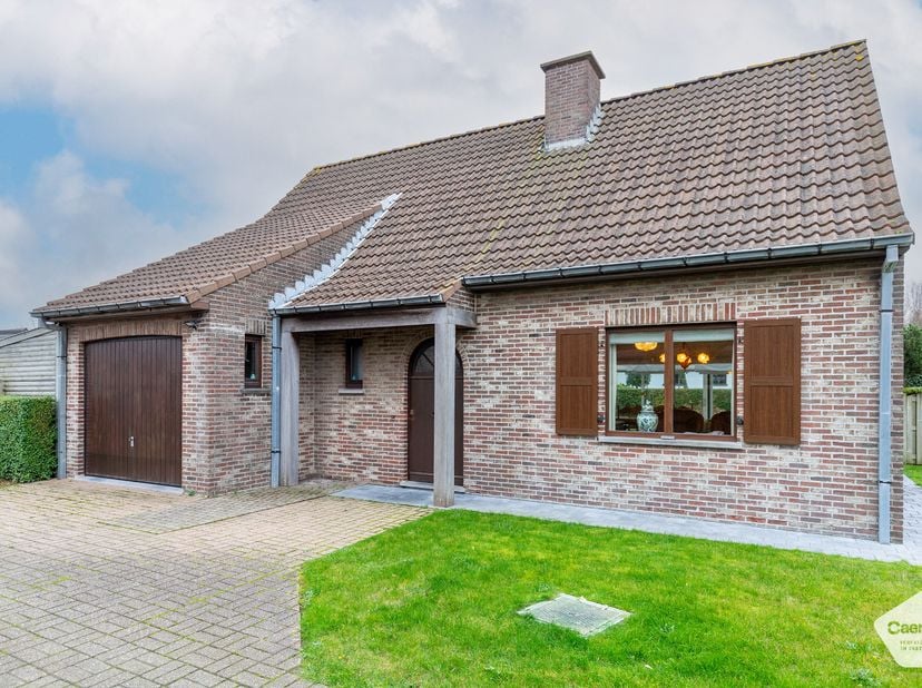 Cette villa située au calme à Knokke-Heist combine une apparence charmante avec de nombreuses possibilités.&lt;br /&gt;
&lt;br /&gt;
La maison offre un espace de