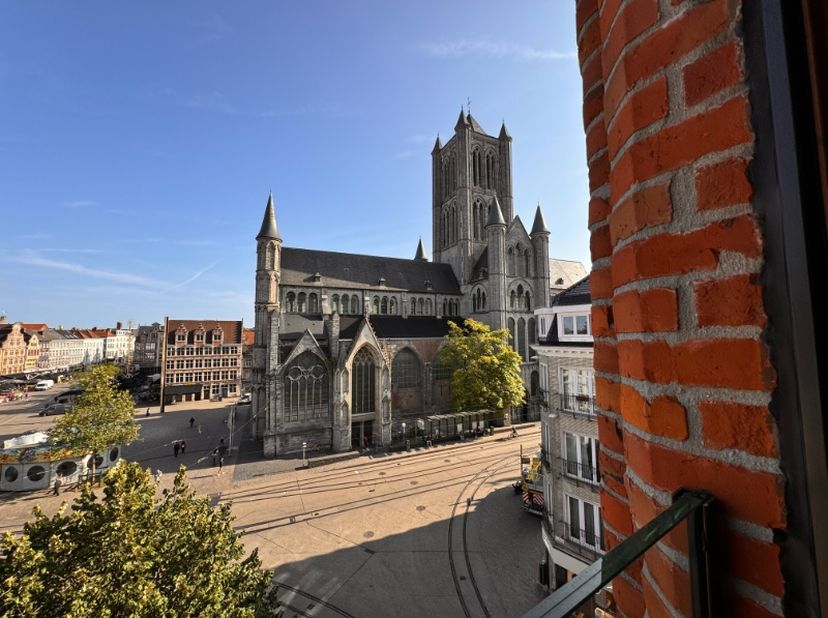 --- NIEUW --- Uniek appartement met uitzonderlijke ligging!&lt;br /&gt;
&lt;br /&gt;
--&amp;gt; U kan de vastgoedvideo en de online kalender voor het bezoekmoment ter