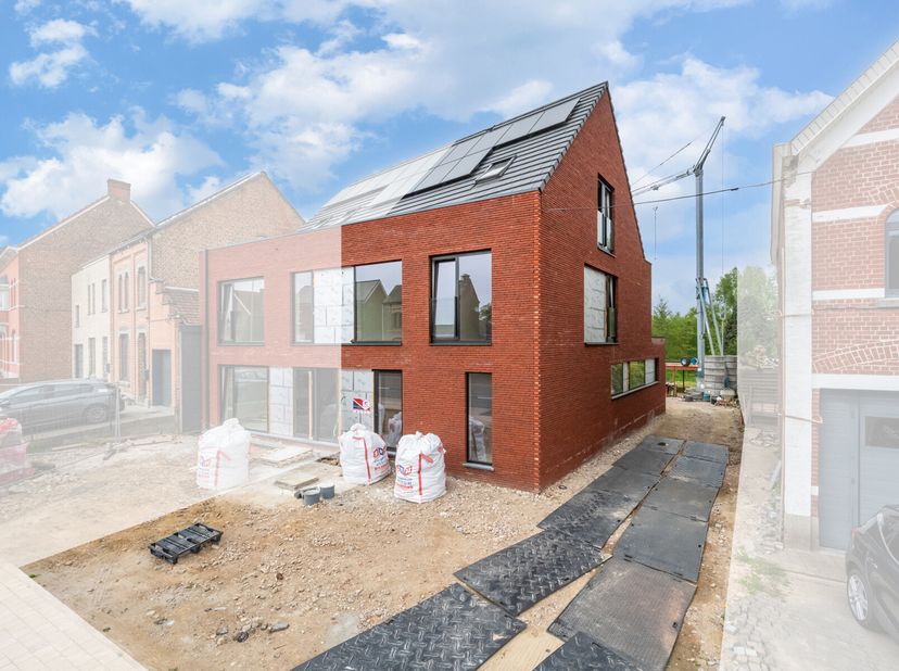 Cette maison de construction récente est équipée de tout le confort et comprend 4 chambres, deux salles de bains, un salon lumineux et une cuisine fon