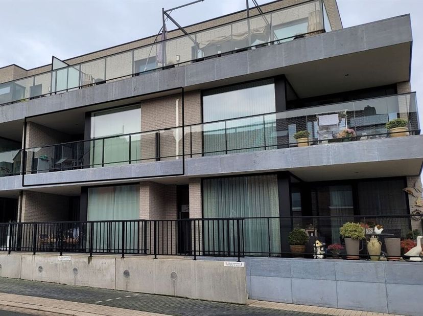 Appartement à vendre
                    à 3730 Hoeselt