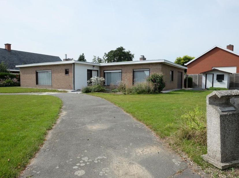 Maison à louer
                    à 8830 Hooglede