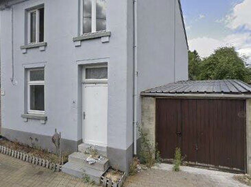 MAISON D&#039;HABITATION. &lt;br /&gt;
 &lt;br /&gt;
Maison d&#039;habitation à rénover, à vendre en vente publique online.  &lt;br /&gt;
 &lt;br /&gt;
Cette maison comporte :  &lt;br /&gt;