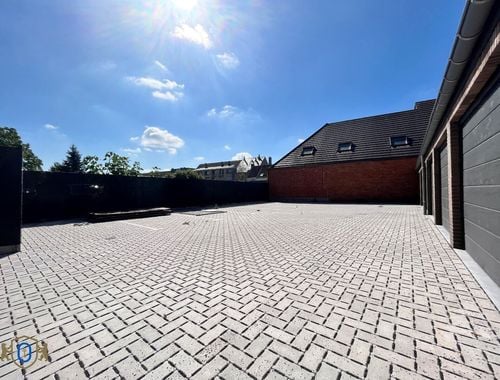                                         Staanplaats te huur in Oostkamp, € 50
