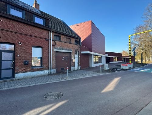                                         Maison à vendre à Bornem, € 130.000
