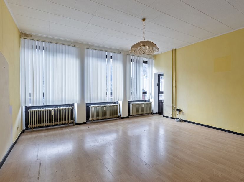 Appartement à vendre
                    à 3680 Maaseik