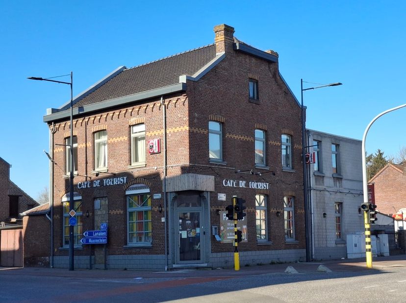 Bien professionnel à vendre
                    à 3620 Lanaken
