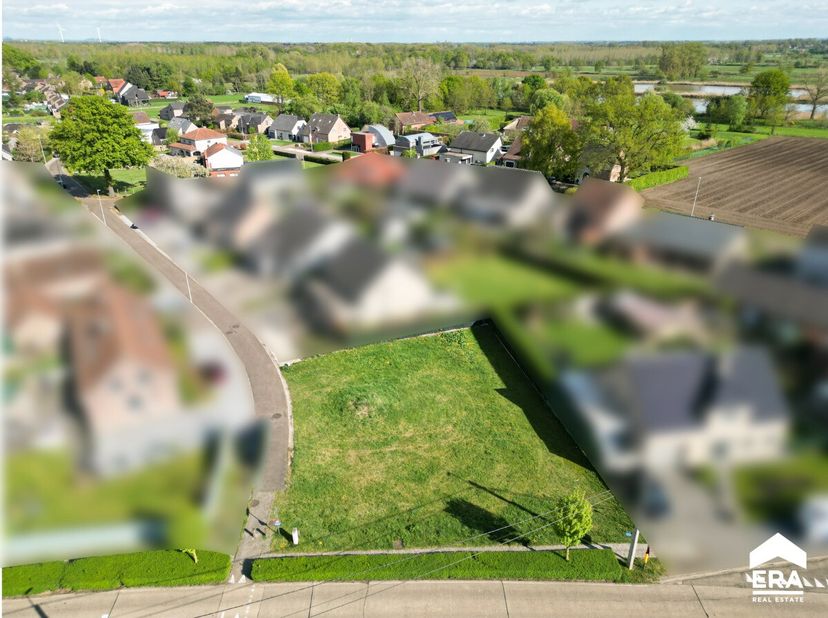 Terrain à vendre
                    à 3560 Lummen