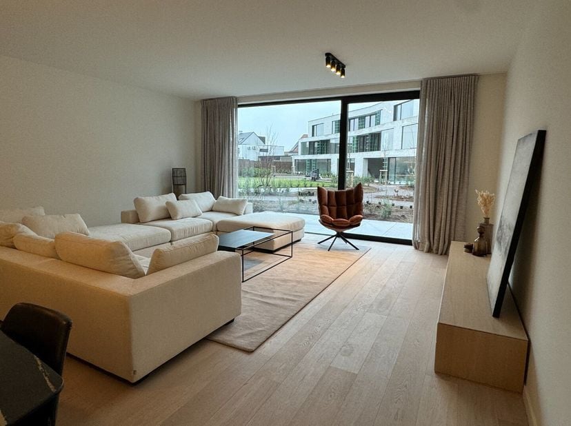 Een landelijke setting, moderne uitstraling en hoogwaardige materialen, dat is het minste wat je van residentie Michel &amp; Maurice mag verwachten. Dit n