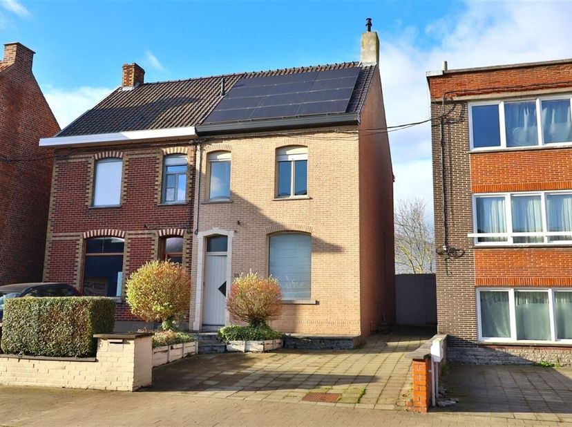 *** QUICK SALE *** BIEDEN VANAF 219.000 EUR*&lt;br /&gt;
Kom deze woning ontdekken op de open huis op zaterdag 24 mei tussen 11u-12u (op afspraak) of bel vo