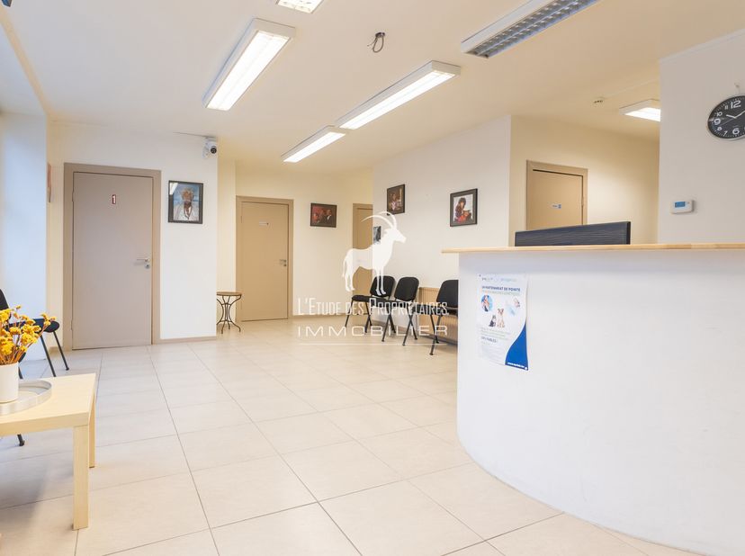 Referentie van het bureau: v7170-306&lt;br /&gt;
Met genoegen stellen wij u de verkoop voor van het bedrijf &quot;SRL Centre de Radiologie Basecle&quot;, gehuisvest i