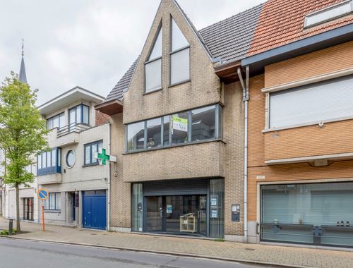                                        Bien commercial à vendre à Nieuwkerken-Waas, € 395.000
