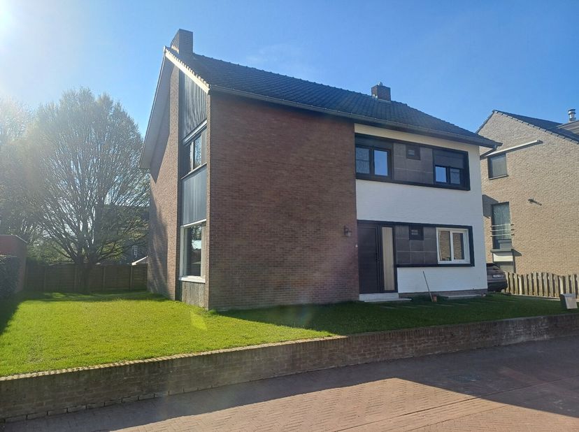 Maison à louer
                    à 3910 Neerpelt