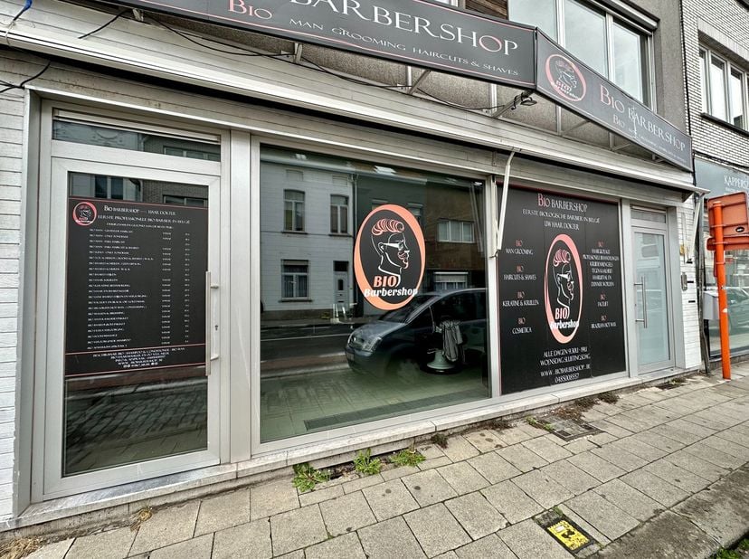 Bien professionnel à vendre
                    à 2800 Mechelen