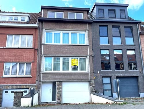                                         Immeuble d'appartements à vendre à Strombeek-Bever, € 495.000

