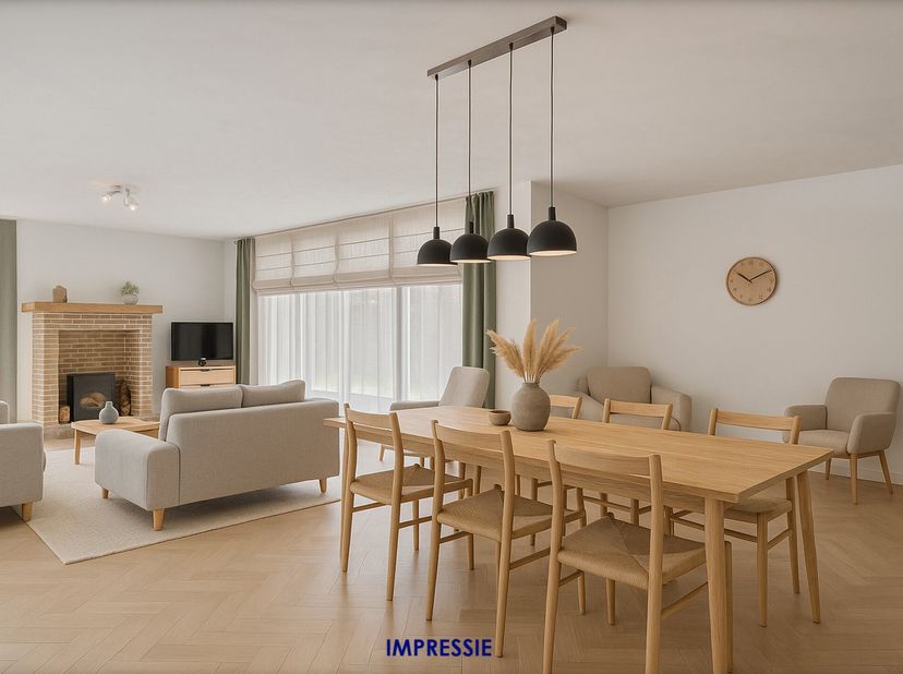 Vrijstaande woning met 5 slpk. en 2 bdk. in een rustige wijk te Meerle!&lt;br /&gt;
INDELING&lt;br /&gt;
 Gelijkvloerse verdieping:&lt;br /&gt;
 - Ruime inkomhal met ga