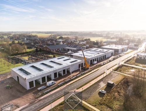                                         Magazijn zonder bureel te koop in Dentergem, € 415.000
