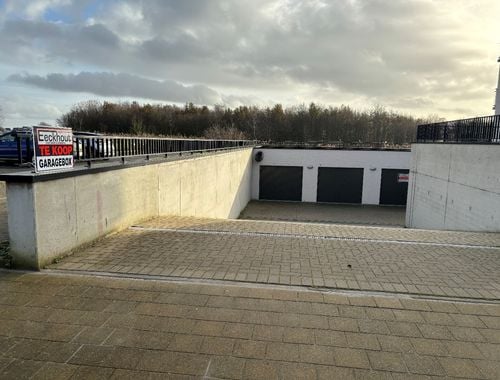                                         Garagebox te koop in Bredene, € 40.000
