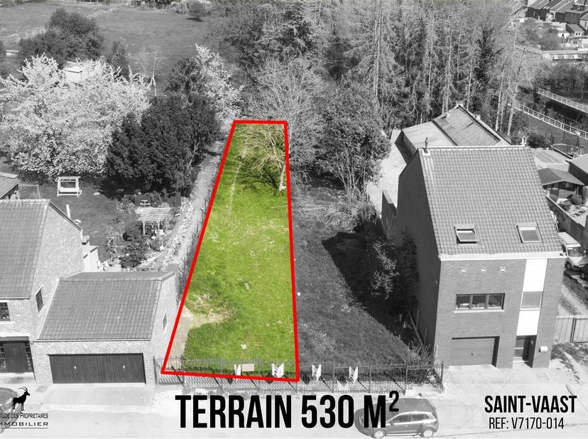 **** SOUS OPTION ****&lt;br /&gt;
Ce magnifique terrain vous charmera avec sa belle vue sur un grand espace vert, paisible et calme.&lt;br /&gt;
Ce terrain de +/-