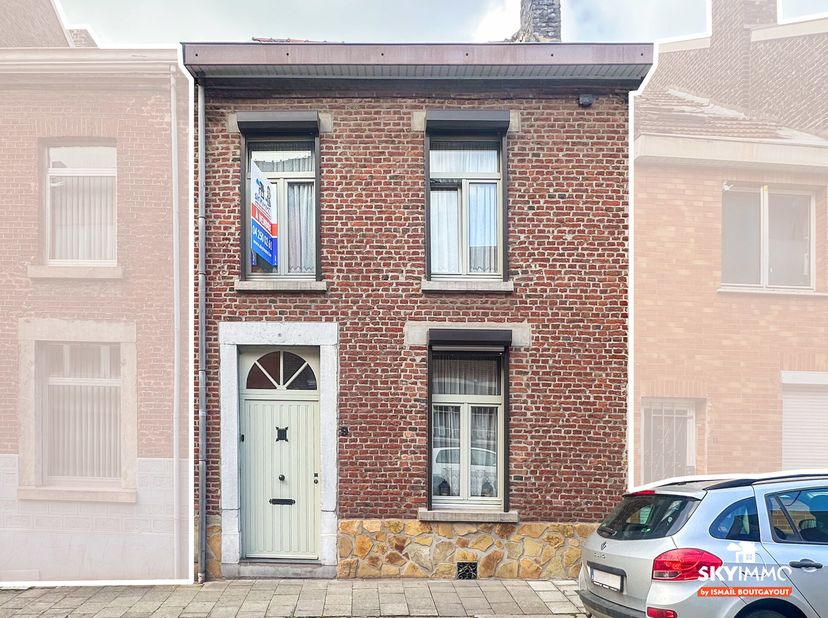 L&#039;agence SKYIMMO vous propose cette sublime maison 3 chambres située dans le quartier de Jemeppe.&lt;br /&gt;
Celle-ci est composée comme suit :&lt;br /&gt;
AU RD