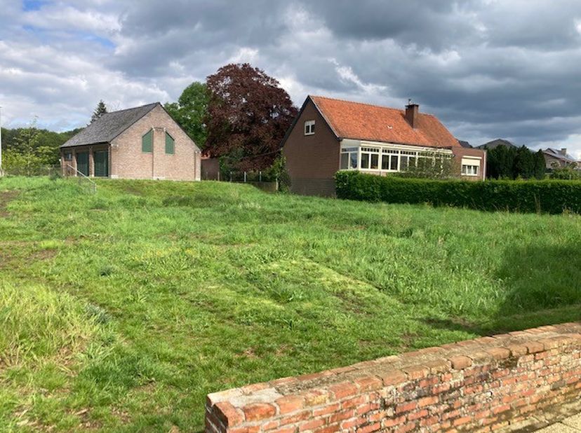 Terrain à vendre
                    à 3560 Lummen