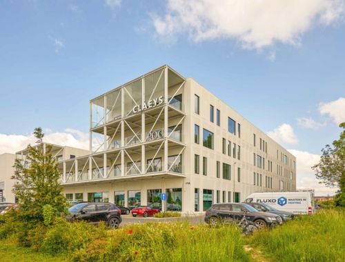                                         Espace de bureaux à louer à Roeselare, € 6.188
