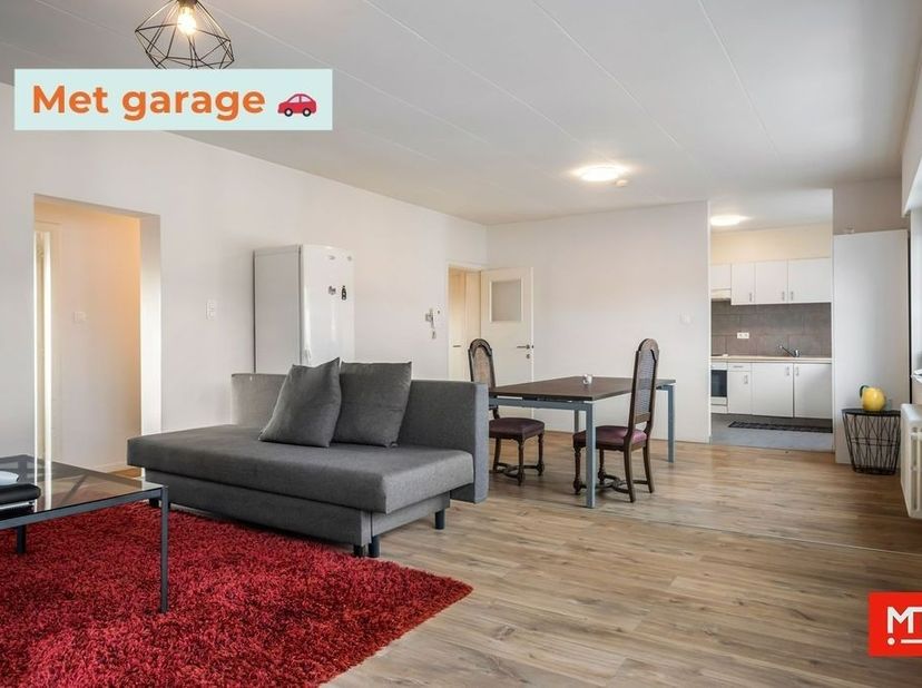 Appartement met 2 slaapkamers en garage&lt;br /&gt;
&lt;br /&gt;
Dit appartement is gelegen op een centrale locatie in Kortrijk, met uitstekende verbindingen naar