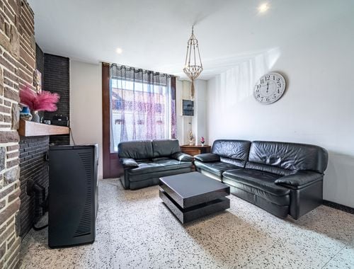                                         Woning te koop in Estaimbourg, € 215.000
