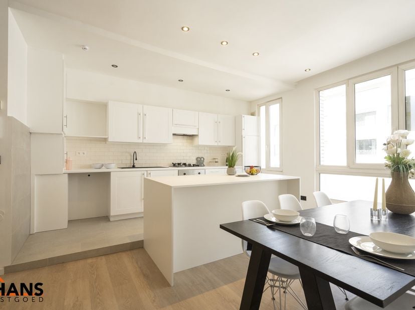 Instapklaar appartement op toplocatie  ideaal als starterswoning of investering!&lt;br /&gt;
Ontdek dit charmante en lichtrijke appartement op de tweede ver