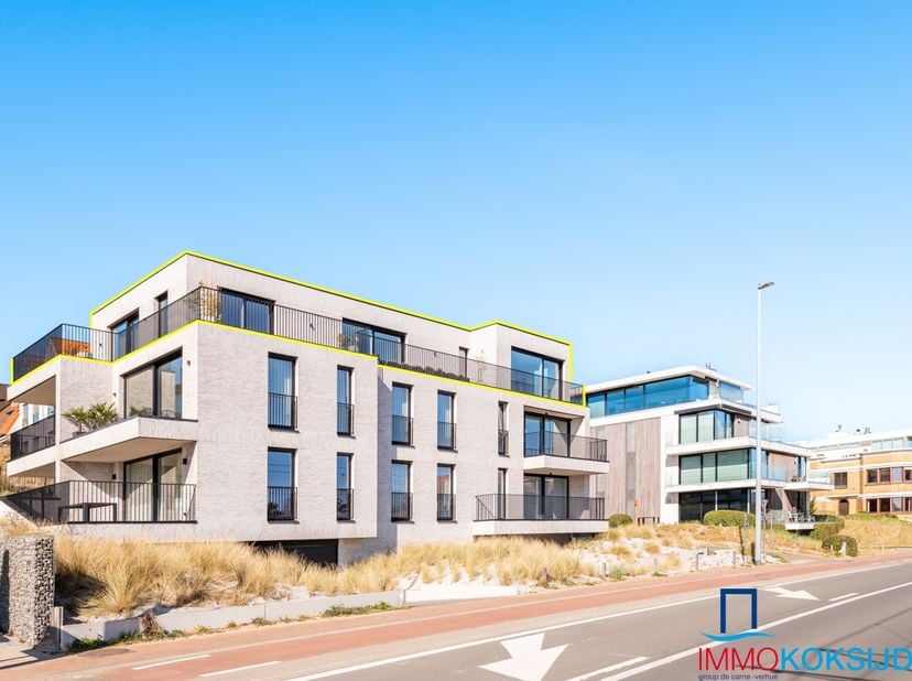 Ce penthouse exclusif est situé dans la petite résidence Spinnaker, avec une magnifique vue sur les dunes Houtsaeger, un précieux écrin de verdure sur