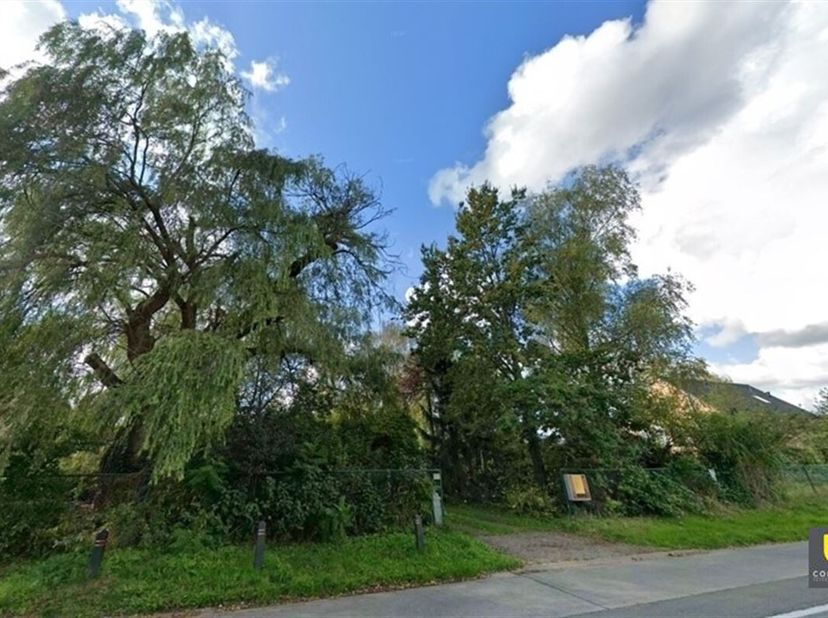 Terrain à bâtir pour une maison jumelée à Kontich LOT07&lt;br /&gt;
Très proche du centre de Kontich et des voies d&#039;accès telles que l&#039;E19 et l&#039;A12 se trouv