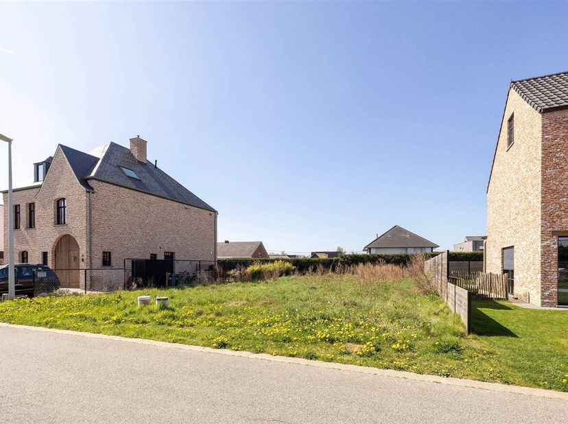 Terrain à vendre
                    à 2260 Oevel