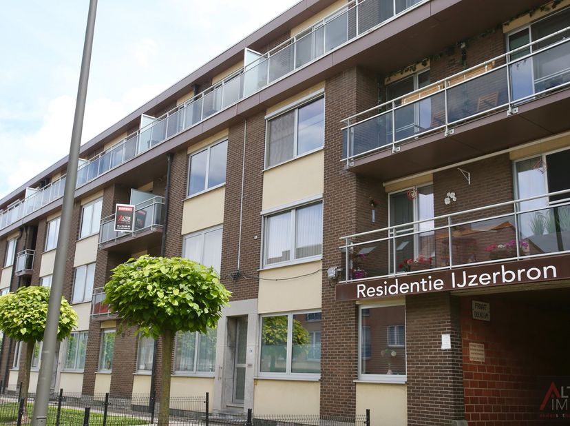 Uitstekend onderhouden appartement (106m2 NBO) met 2 slaapkamers, 2 terrassen en kelderberging. Goed EPC!&lt;br /&gt;
&lt;br /&gt;
Dit appartement maakt deel uit