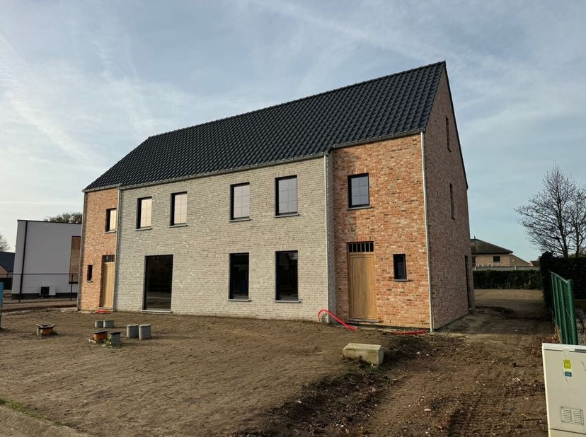 Maison à vendre
                    à 3581 Beverlo