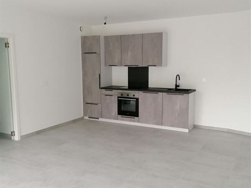 Appartement A.4.5 - deux chambres au 4ème étage de la nouvelle résidence « Odyssée ». &lt;br /&gt;
Cet appartement de 90.18m² se compose: hall dentrée, vast