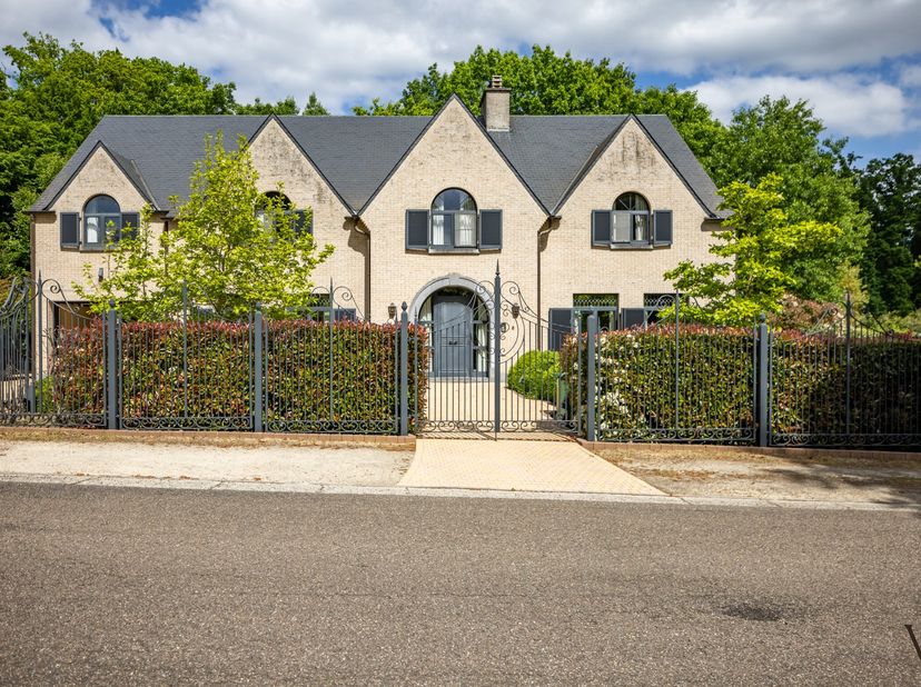 Maison à vendre
                    à 3210 Linden