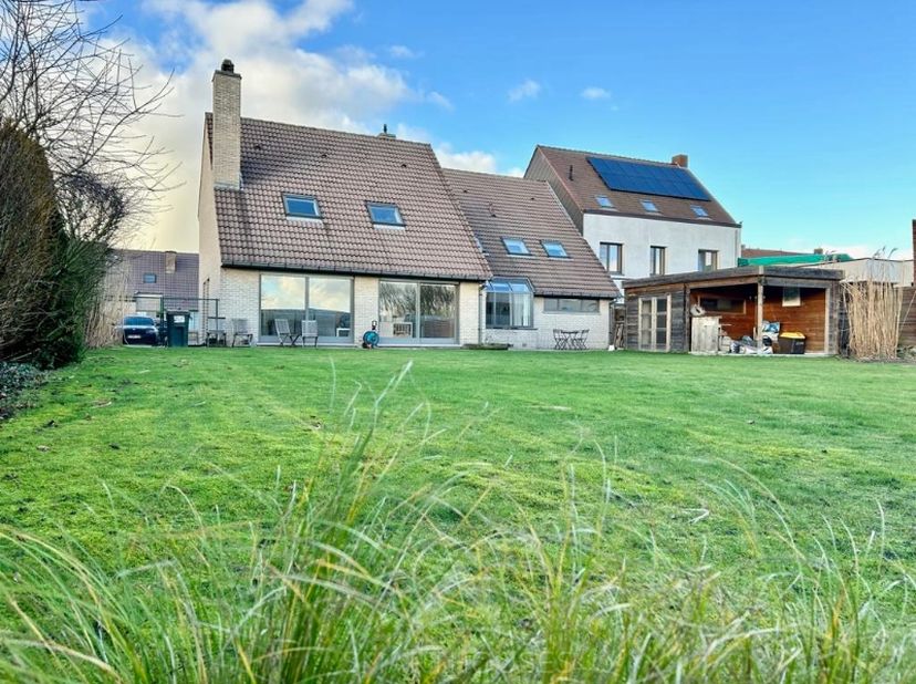 Maison à vendre
                    à 8540 Deerlijk
