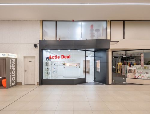                                         Commercieel Gebouw te koop in Genk, € 109.000
