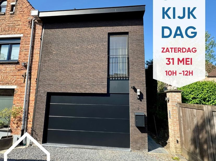 Deze instapklare halfopen woning met 14 zonnepanelen (4.480WP) ligt op 800m van de Grote Markt!&lt;br /&gt;
De woning is future-proof met een EPC van 57 (A-