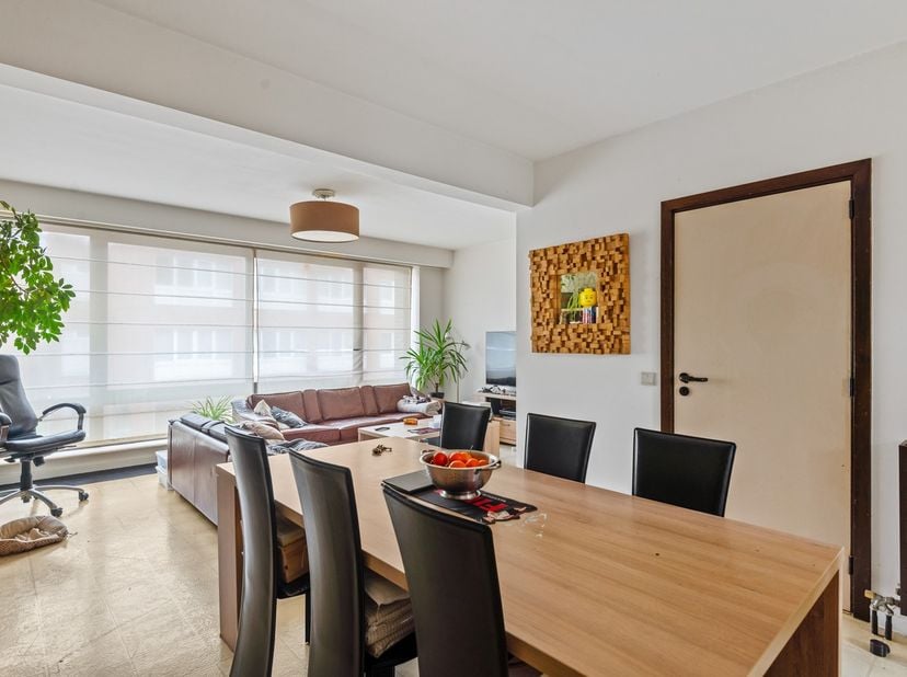 Leuk duplexappartement op toplocatie te Lint&lt;br /&gt;
&lt;br /&gt;
Deze duplex is gelegen in het hart van Lint, op wandelafstand van winkels, openbaar vervoer,