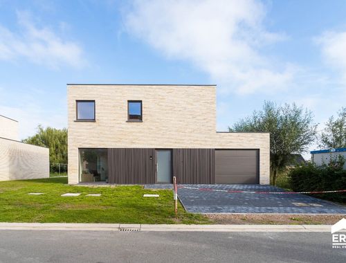                                         Maison à vendre à Krombeke, € 425.000
