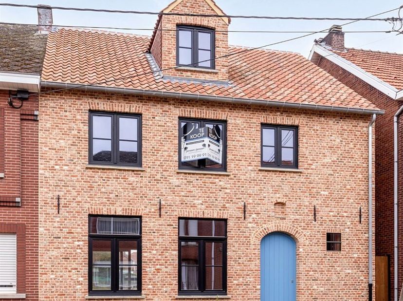 Cascowoning, gelegen in een rustige zijstraat te Scherpenheuvel&lt;br /&gt;
Wind- en waterdichte woning waarvan de ruwbouw al volledig staat met muren, rame