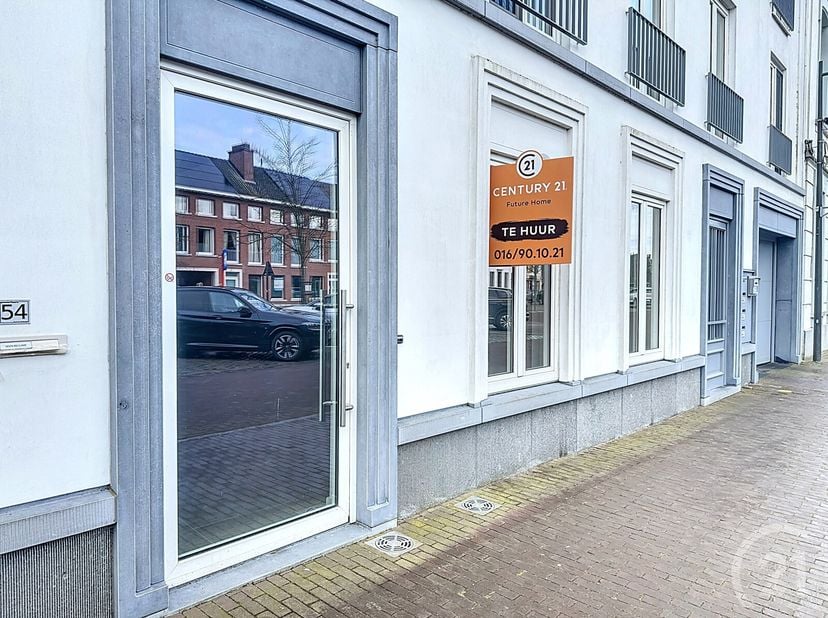 Bien professionnel à louer
                    à 2260 Westerlo