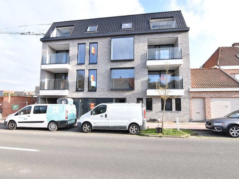 Appartement à vendre
                    à 8200 Sint-Andries